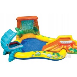 Vandens baseinas, vaikų žaidimo aikštelė, dino čiuožykla