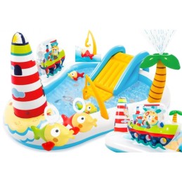 Vandens baseinas, pripučiama žaidimų aikštelė, čiuožykla, meškerės