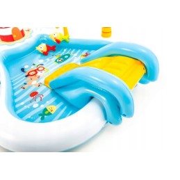 Vandens baseinas, pripučiama žaidimų aikštelė, čiuožykla, meškerės