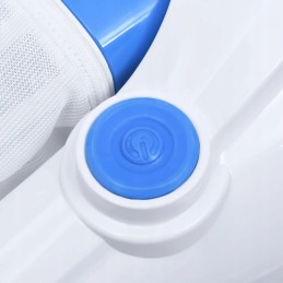 Juhtmeta basseini tolmuimeja vahtplastist käepidemega