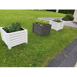 Medinis gėlių vazonas