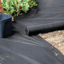 Agro GF pretnezāļu agrotekstils 1,6x250m melns nezālēm biezs 100g