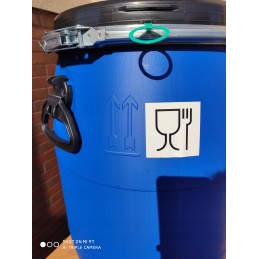 Plastikinė statinė su dangčiu, 60 litrų.