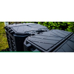 Komplektacija: komposteris 1260l + rozahuuso trąšos 4x5g