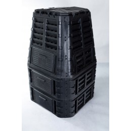 Ištisus metus veikiantis termokomposteris iš plastiko – 1000 litrų talpos.