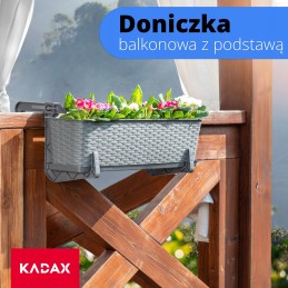 The balcony pot will take care of your flowers