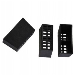Trapezoidal ventilation plug for the roof hive