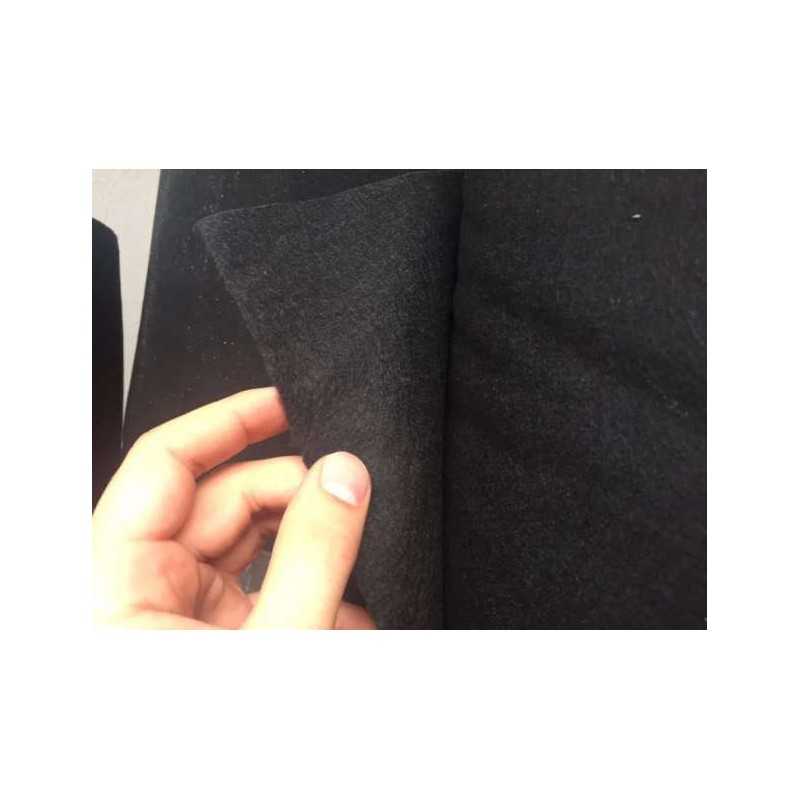 Juodas veltinis 150g/m2 tvirtas kiliminis veltinis plona dengiamoji medžiaga