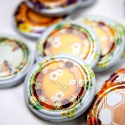 10 x dangteliai stiklainiams, kurių skersmuo 66