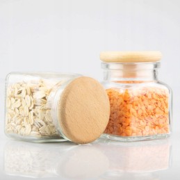 Etikečių stiklainiams rasite ir kituose aukcionuose :)