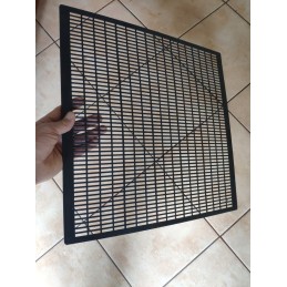 Storos juodos horizontalios pertvaros grotos - 420x420mm