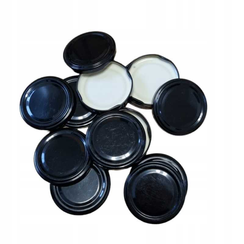 Rinkinyje 14 riešutų