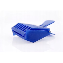 Plastikinis kilimėlio griebtuvas