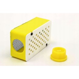 Narvelis darželio izoliacijai plastikiniu tinkleliu