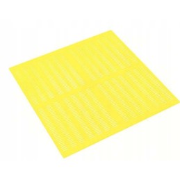 Storos plastikinės pertvaros, skirtos propoliui gaudyti Didžiojoje Lenkijoje