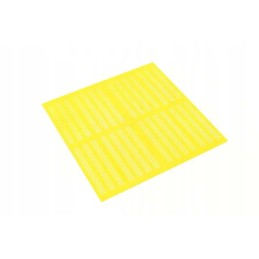 Storos plastikinės pertvaros, skirtos propoliui gaudyti Didžiojoje Lenkijoje