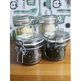 Sandarus stiklinis indas su stikliniu dangteliu, 500ml