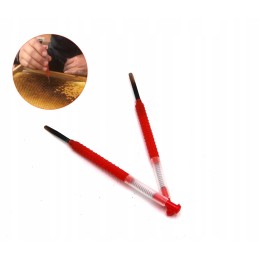 Šaukštas bičių motinėlės lervoms pernešti ul