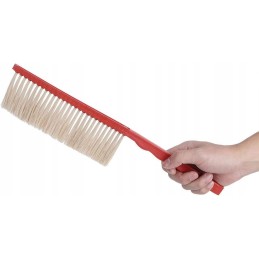 Minkšta bitininkystės šluota