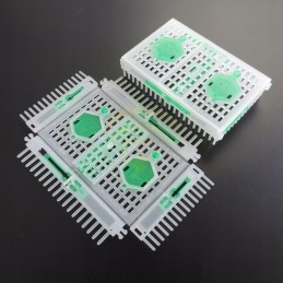 Izoliatorius, dvigubas bičių motinėlės gaubtas