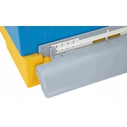 Išvadas su kištuku plastikiniams dugnams