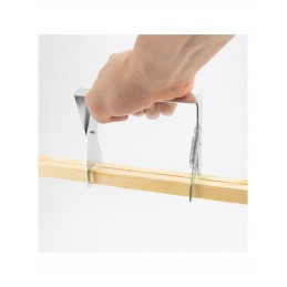 Rėmelių gaudyklė idealiai tinka rėmams išimti ir atremti iš avilio.