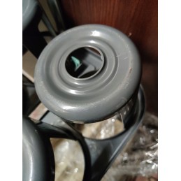 Krepšelis medaus stiklainiams stiklainiams nešti