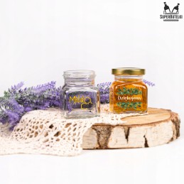 Kvadratinis stiklinis 120 ml indas su 53 mm metaliniu dangteliu ir spauda