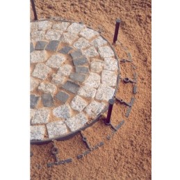 Pasiūlymo objektas – 5 vienetai EKO-BORD tvirtinimo ankeriai Eko-Bord vejos kraštams