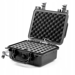 Nešiojamas inkubatorius, skirtas 12V karalienės ląstelėms transportuoti.