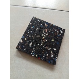 My Plast trinkelės terasos lentoms ir terasos plytelėms kaip neslystantis kilimėlis iš gumos granulių. 90 x 90 x 8 mm