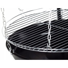 Sodo kepsninė, sodo laužavietė, grilis su trikojo grotelėmis