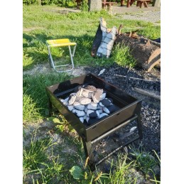 Didelė, nešiojama, sulankstoma turistinė anglių kepsninė