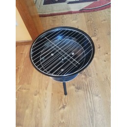 Sulankstoma, nešiojama sodo anglių kepsninė su grotelių dangteliu