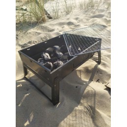 Turistinė sulankstoma sodo kepsninė su anglimis