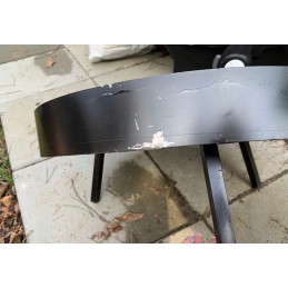 Anglies kepsninė ant trikojo su židiniu