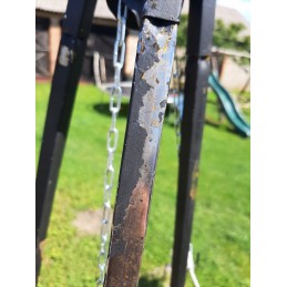 Anglies kepsninė ant trikojo su židiniu