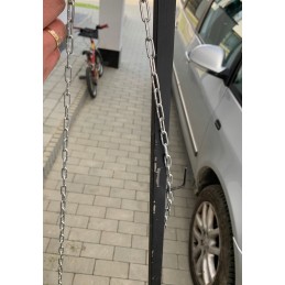 Anglies kepsninė ant trikojo su židiniu