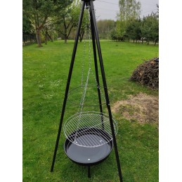 Anglies kepsninė ant trikojo su židiniu