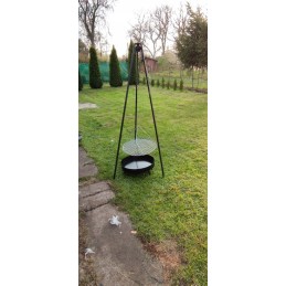 Anglies kepsninė ant trikojo su židiniu