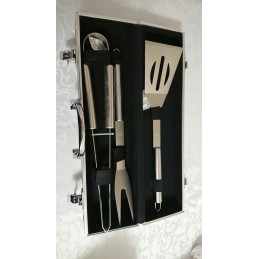 3 dalių kepsninės komplektas aliuminio dėžutėje