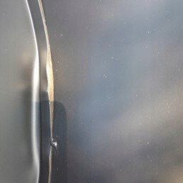 Apvalios juodos sodo anglies kepsninės