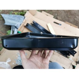 Aukštos kokybės sodo grilis ant ratų su apsauga nuo vėjo. puikiai tinka piknikui ir sode!