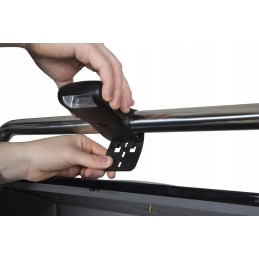 LED kepsninė lempa su grotelėmis