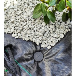 Agrotekstilė juoda ypač stora pp uv 100g/m2 80cm 10mb