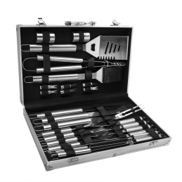 Grilio stalo įrankiai lagamine – praktiškas ir elegantiškas rinkinys, turintis daug privalumų, ypač skirtas kepsnių mėgėjams.