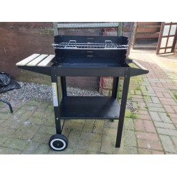 Sodo anglies grotelės ant ratų priedai