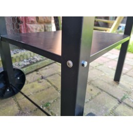 Sodo anglies grotelės ant ratų priedai