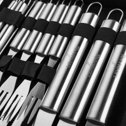 Grilio stalo įrankiai lagamine – praktiškas ir elegantiškas rinkinys, turintis daug privalumų, ypač skirtas kepsnių mėgėjams.