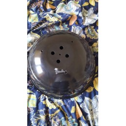 Anglies grilis su kaminu apšvietimui